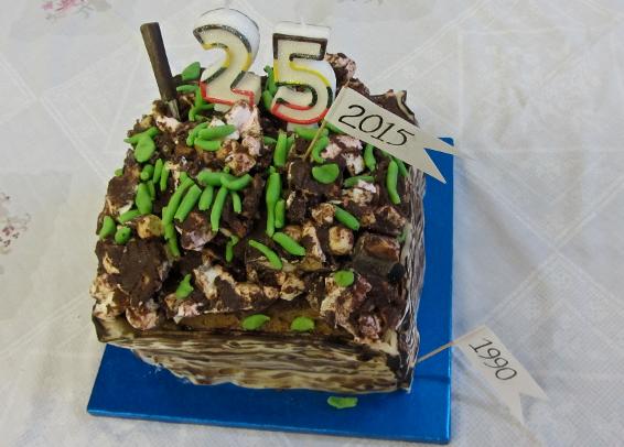 compost bin cake